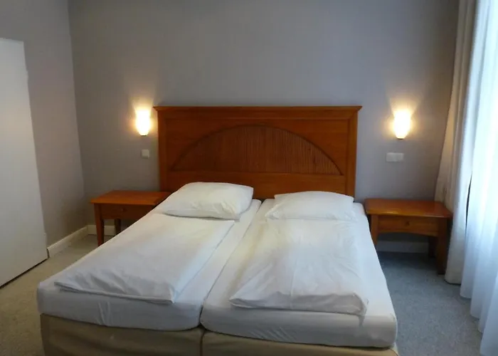 Hotel 66 Hotel 2*