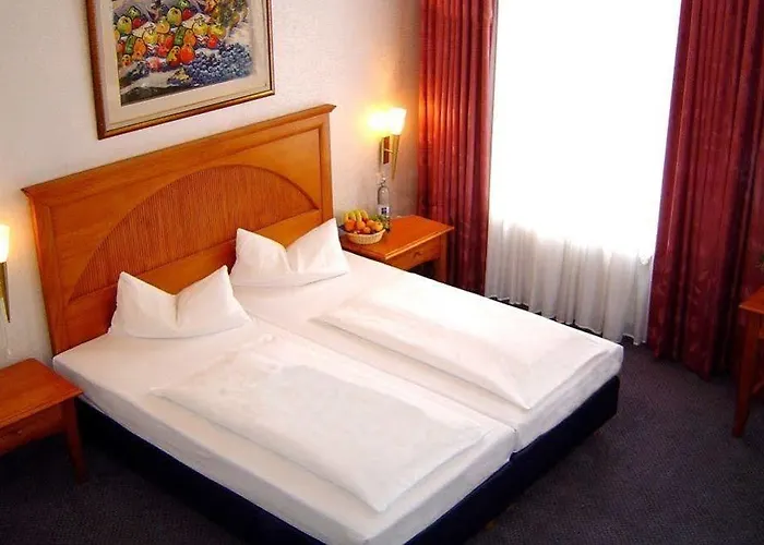 Hotel 66 Hotel 2*
